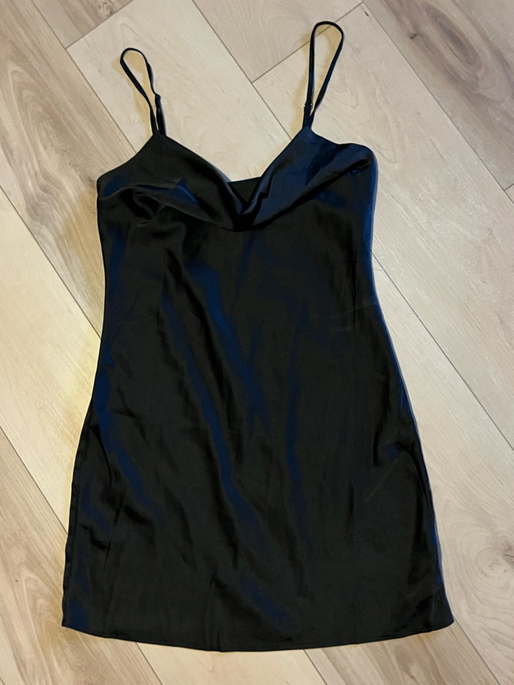 SANS SOUCI Black Satin Slip